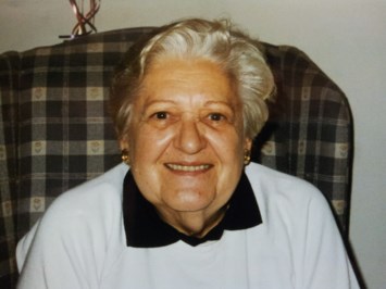 Obituary of Helen Warren