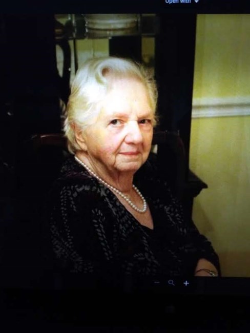 Avis de décès de Helga Serafin