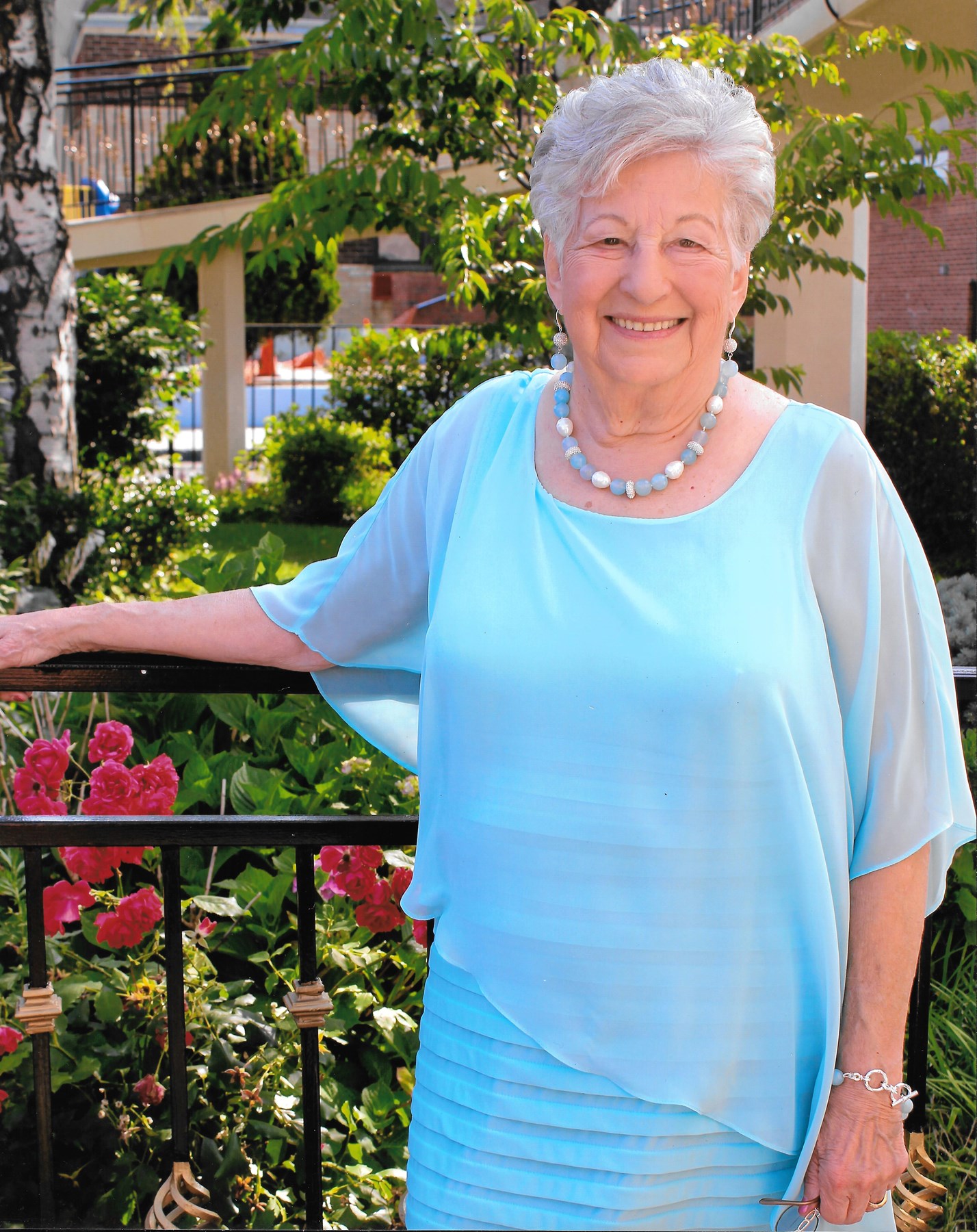 Obituary of Shirley Lathrop