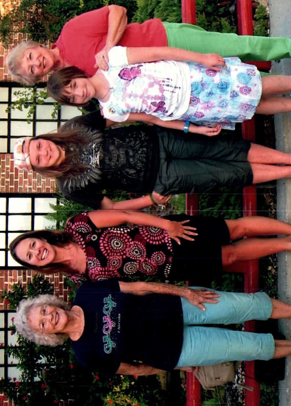 Obituary of Mrs. Margie W Hooge