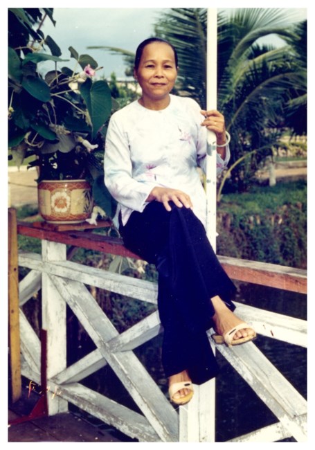 Obituary of Que Thi Nguyen