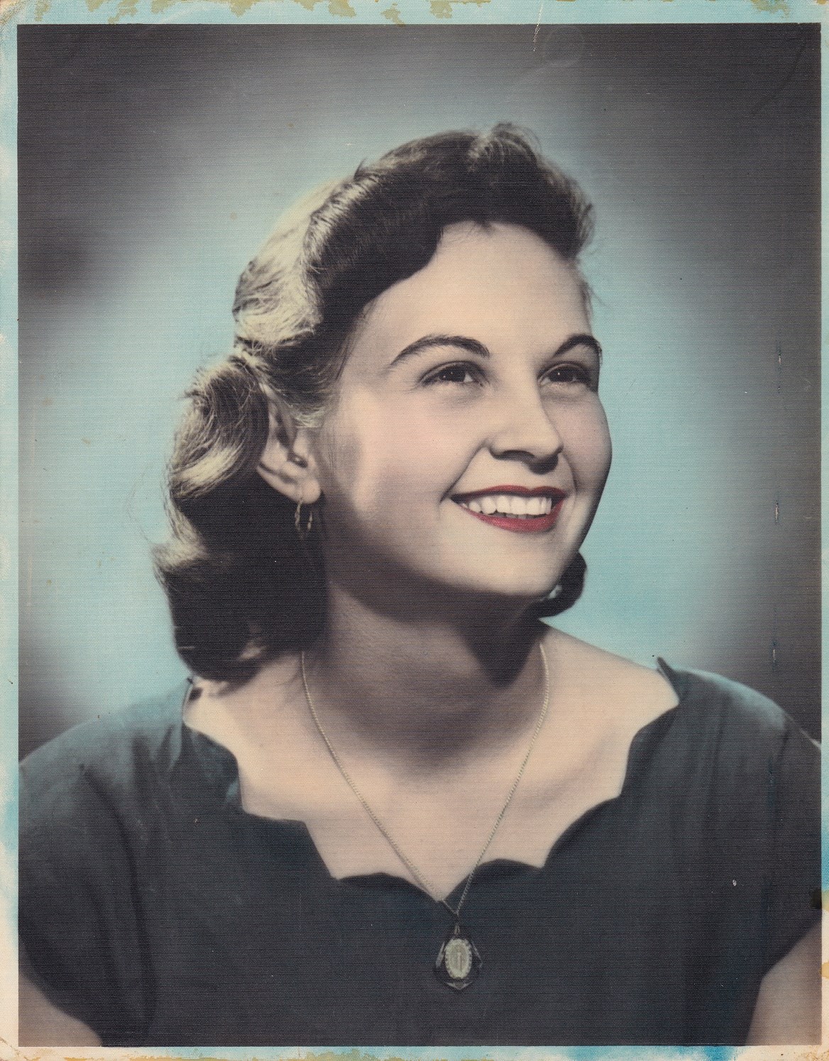 Obituary of Mary Louise Loa