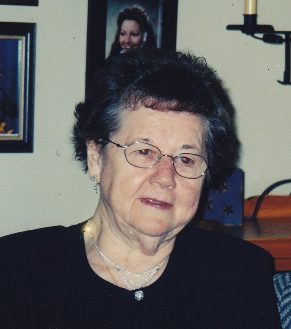 Obituario de Helen Woodley