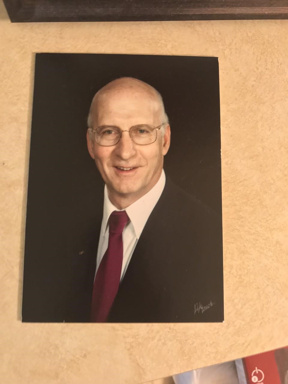 Obituary of Raymond Eugene Hill