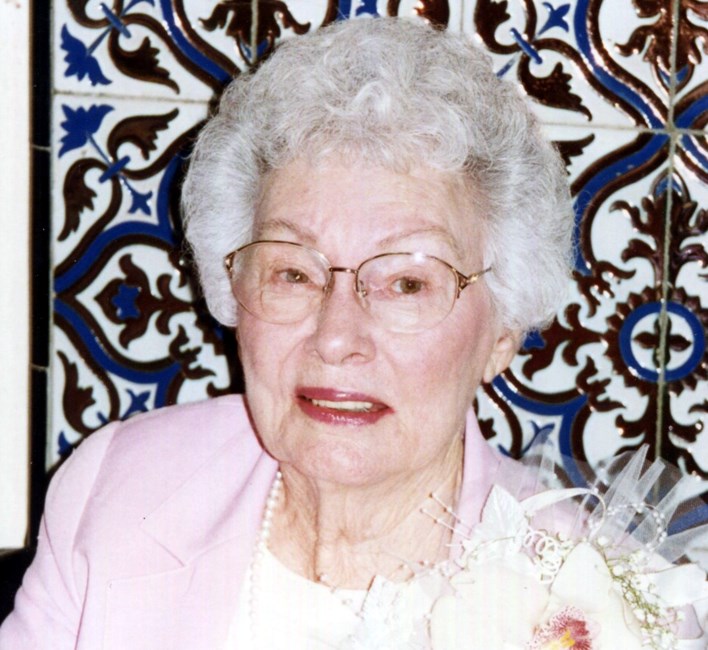 Obituary of Myrtle L. Coggins