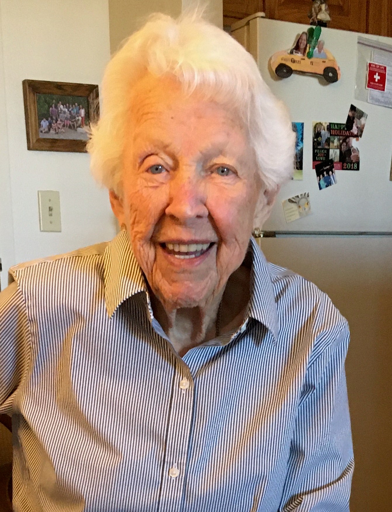 Obituary of Edna Lucille Mohr