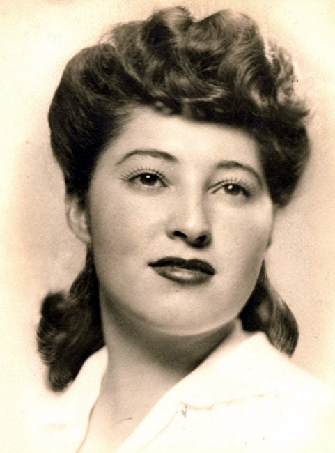 Obituary of Maggie Reyes