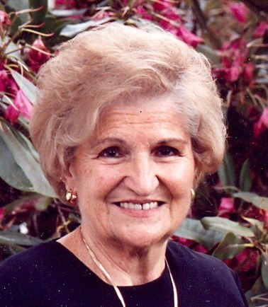 Obituary of Mary Yannekis