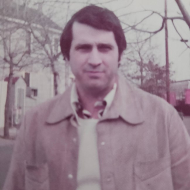 Obituary of Raymond Smith