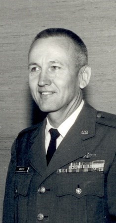 Avis de décès de James Thomas McKee