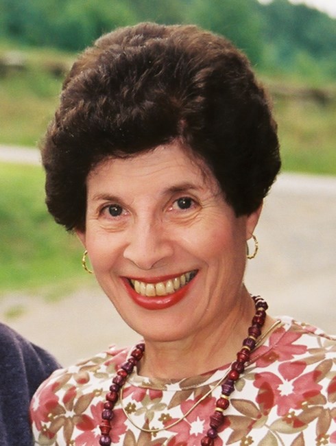 Obituary of Erika Johanna Graf Tauber