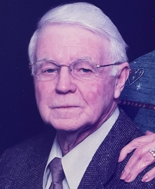 Obituary of Paul Elwood Menefee