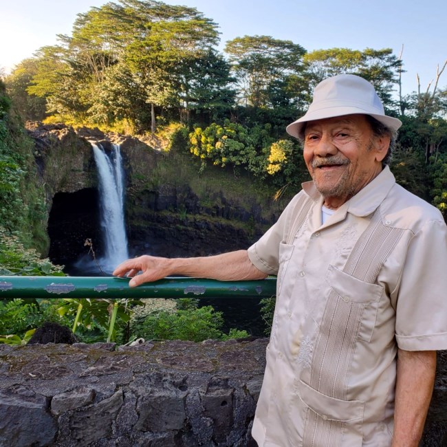 Obituary of Carlos Larios Sixto