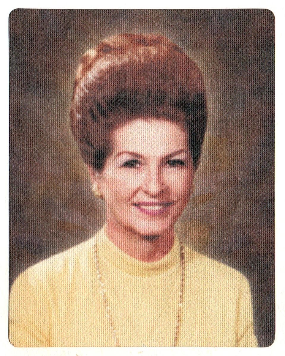 Obituary of Jacquelyn F Smith