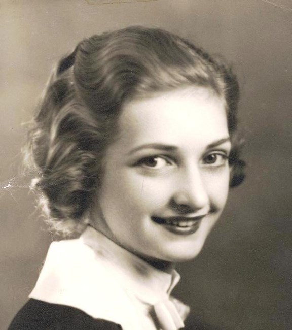 Obituary of Mrs. Vivian Janet Reed Simms