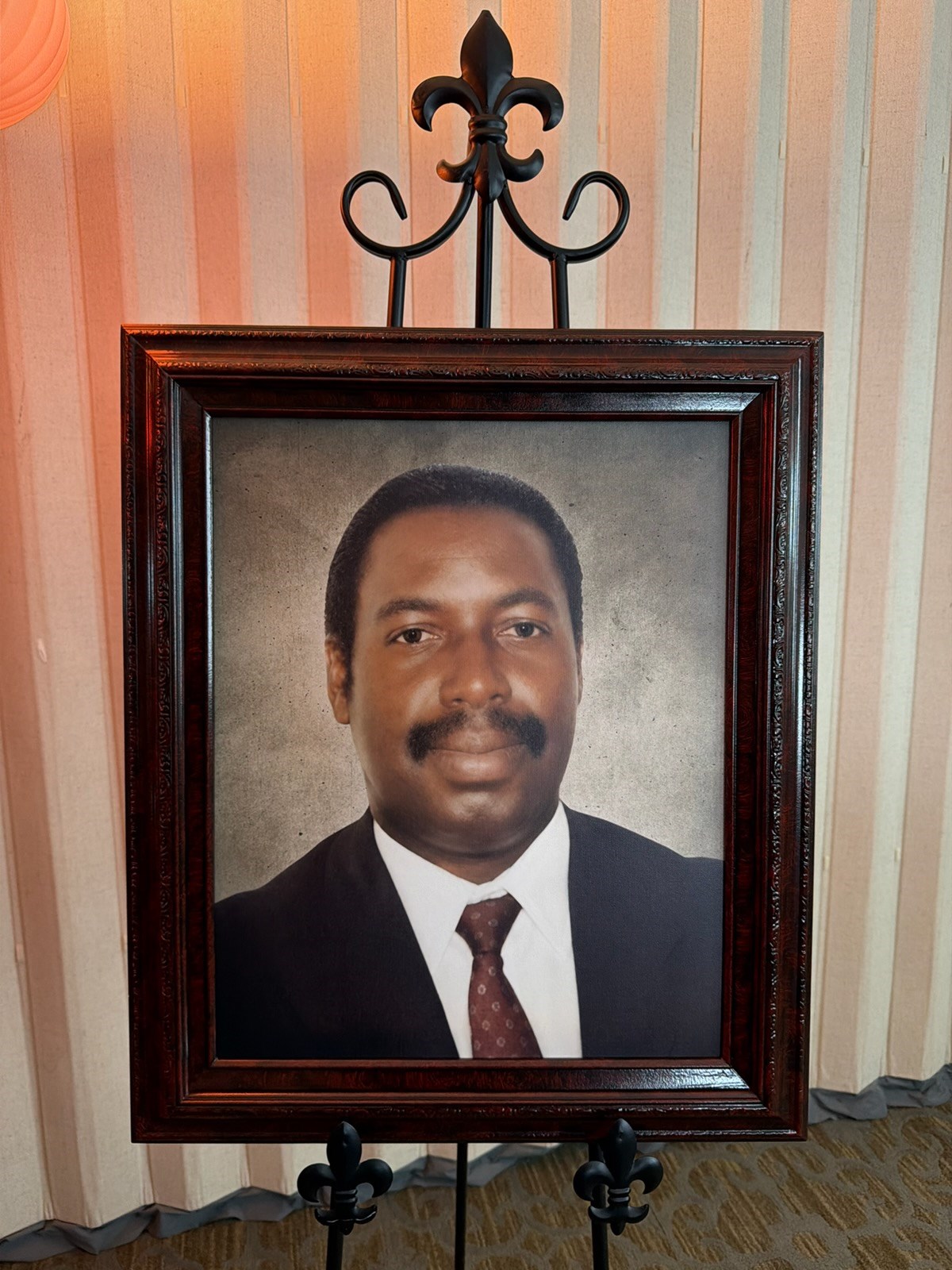 Obituary of Dennis Walter Jones Jr.