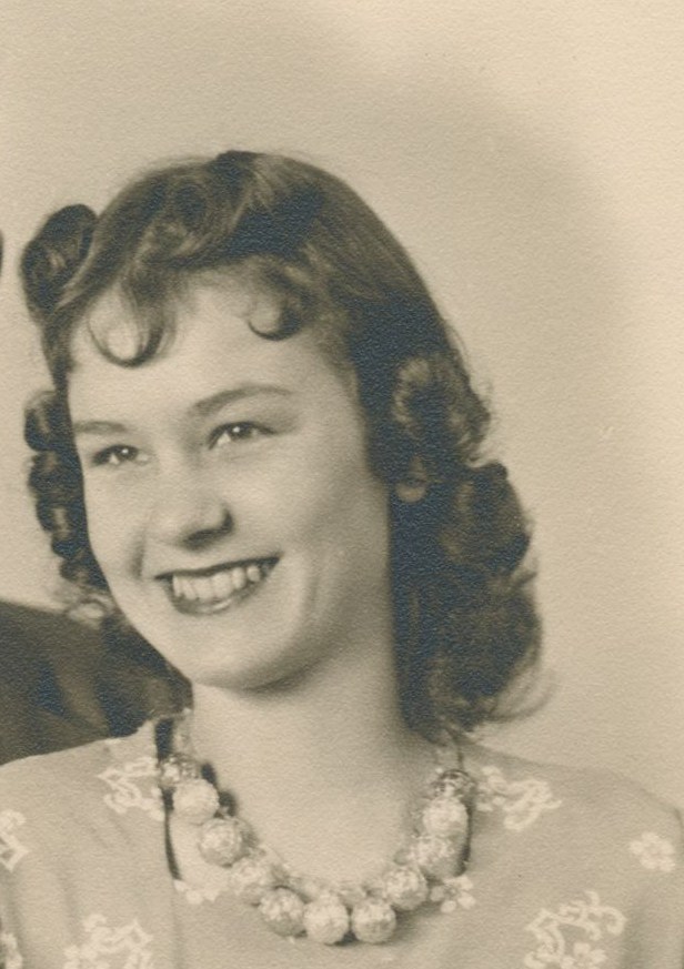 Obituary of Dorothy Mary Warner