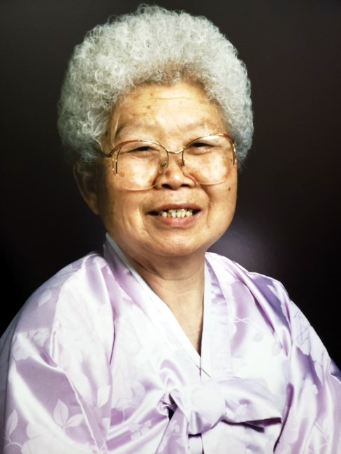 Obituario de Hong Chun Kim