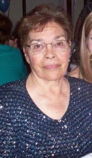 Obituario de Amparo A. Fernandez