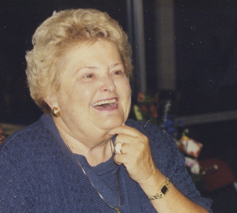 Obituary of Doris Lee Dennhardt