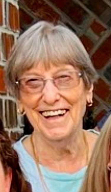 Obituary of Maxine Thompson