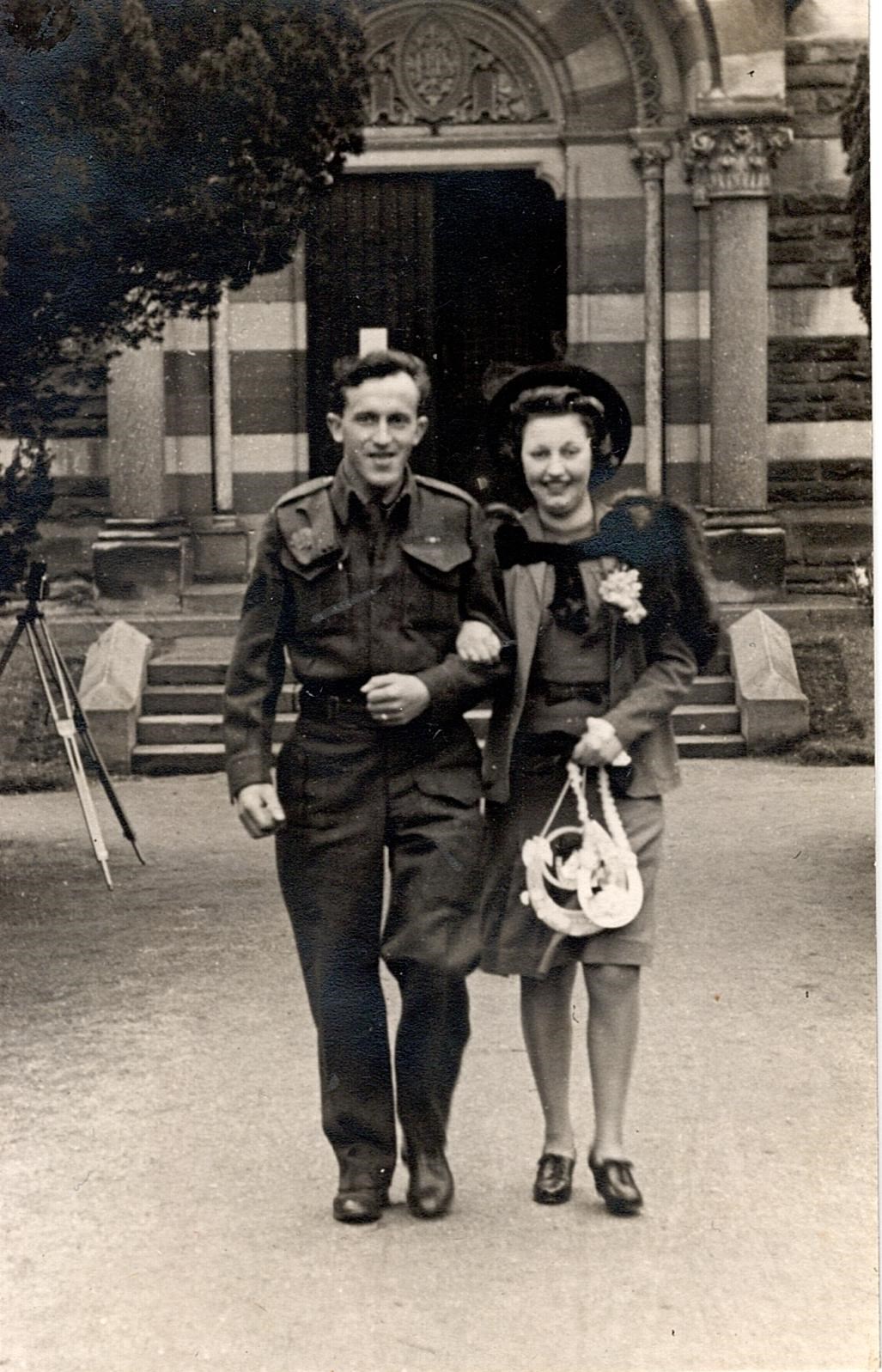 Obituary of Winifred Violet Curry