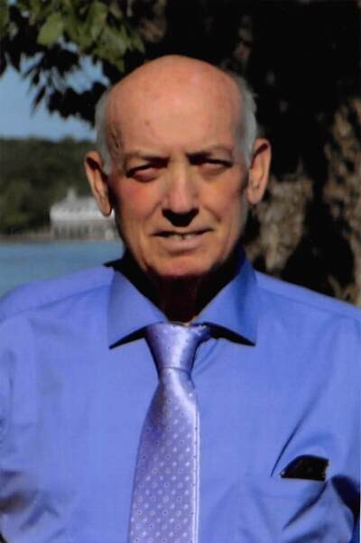 Obituary of Phil Louis Badgett