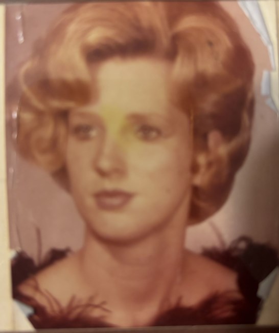 Obituario de Joan Carroll