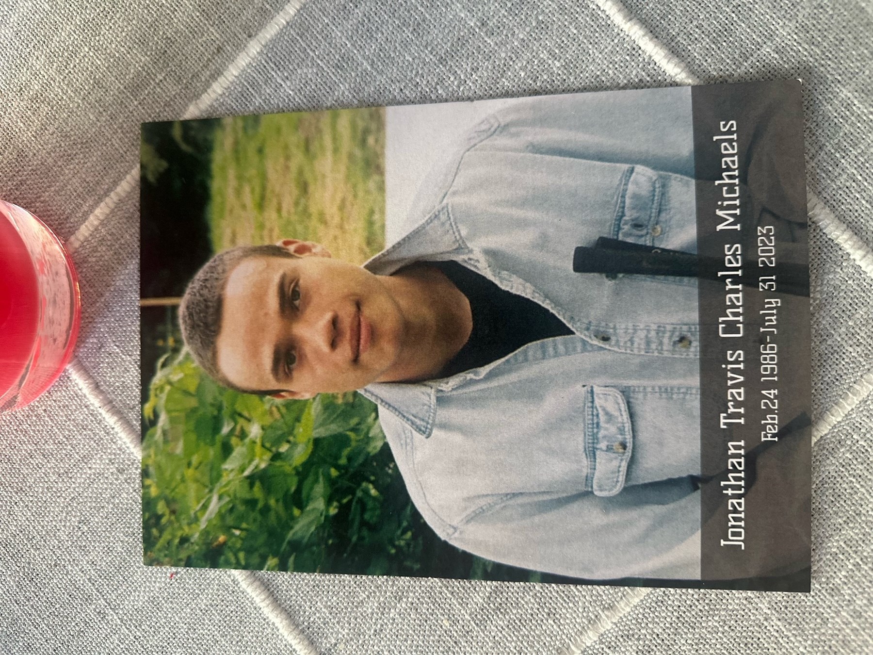 Obituary of Jonathan Travis Charles Michaels