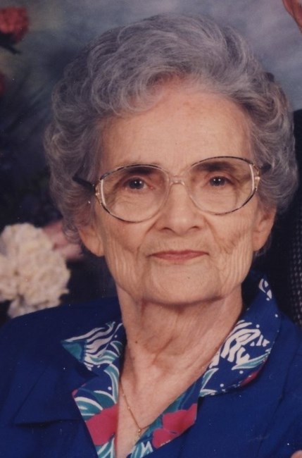 Obituary of Gertrude Regina Henningsen