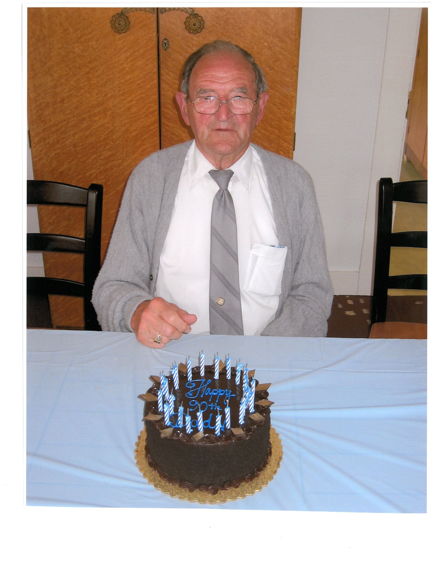 Obituary of Mr. William Lester Becker "Les"