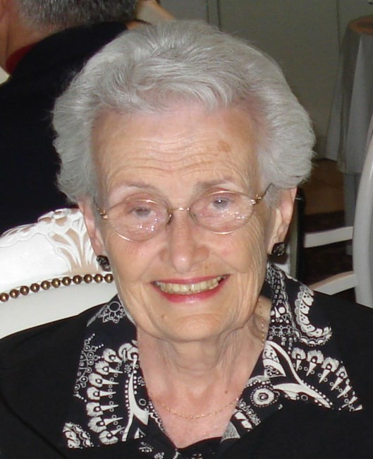 Obituary of Marilyn Farrell