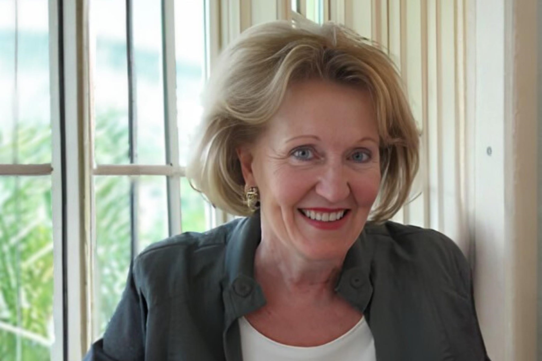 Obituary of Carolyn Burton Hamilton