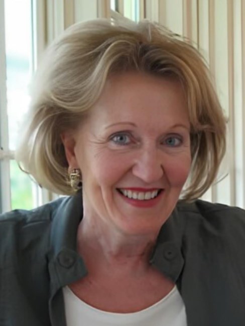 Obituary of Carolyn Burton Hamilton