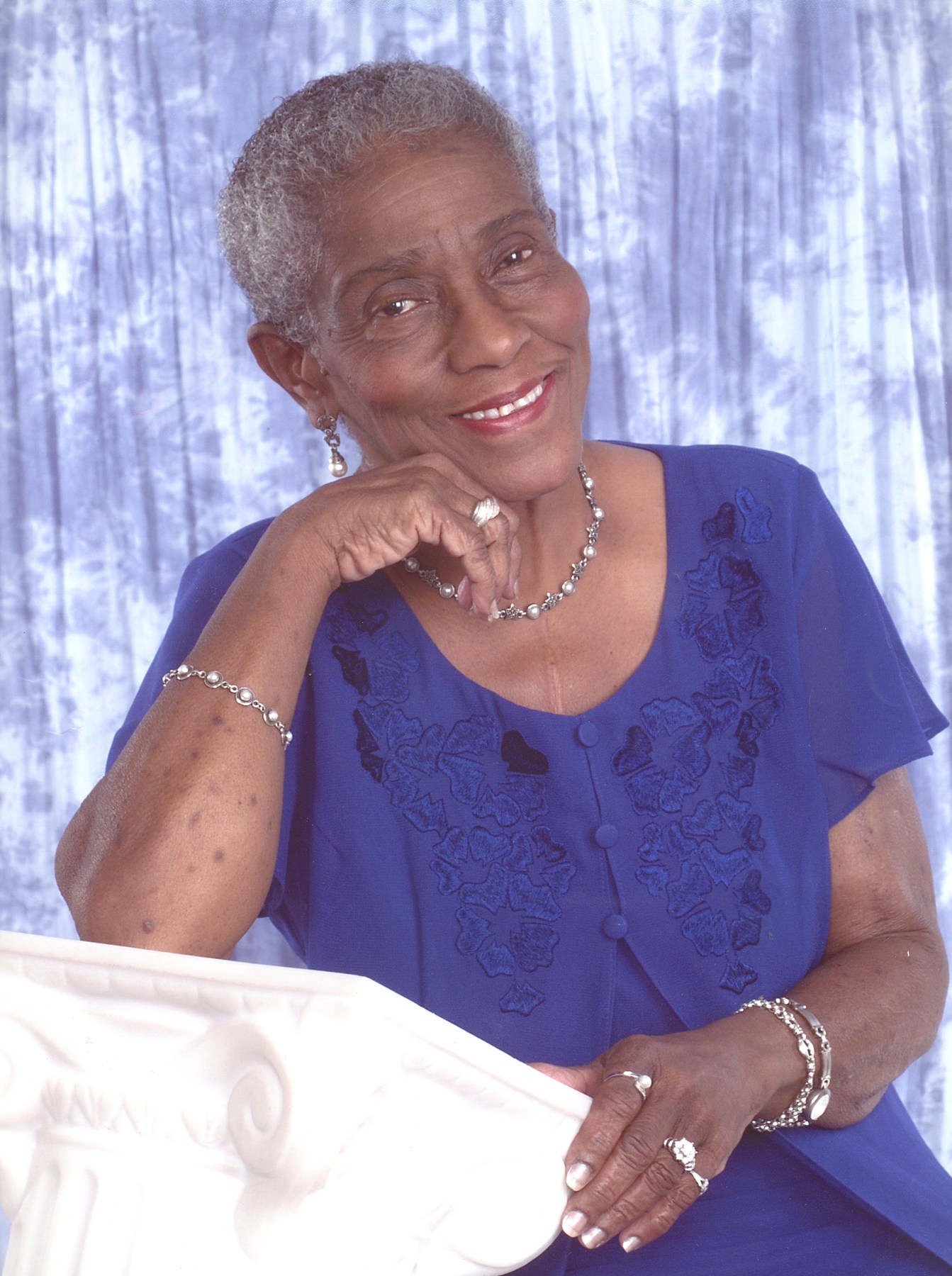 Obituary of Elsie Jeanniton Archer