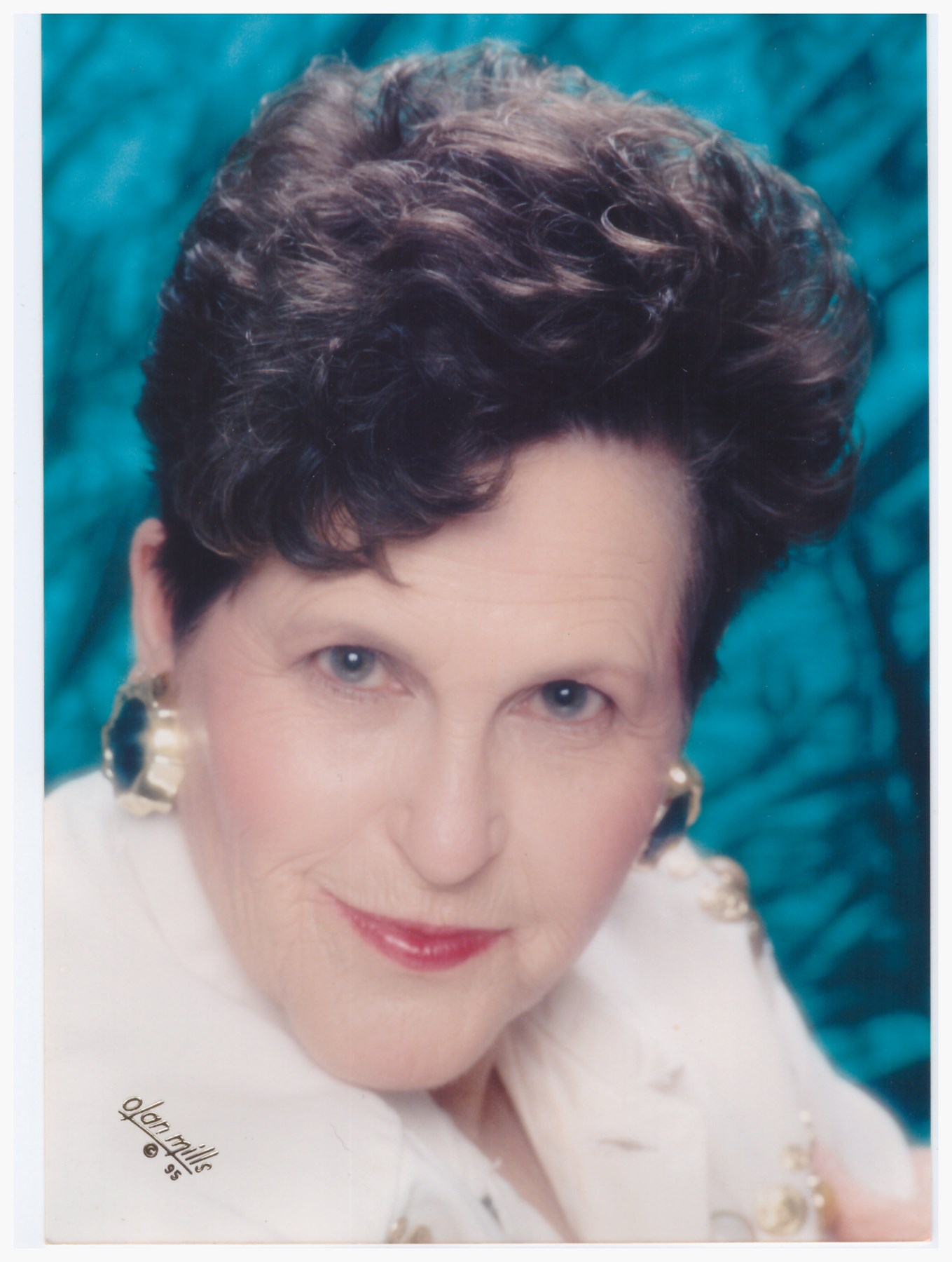 Mikki Moon Obituary: Remembering A Beloved Sheboygan Resident - t24gt5d