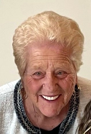 Obituary of Domenica Murawinski