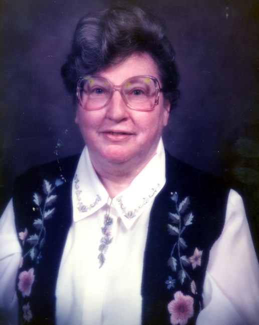 Obituary of Wilma Ira (Lloyd) Bradshaw