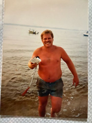 Obituary of Robert "Sparky" Brown