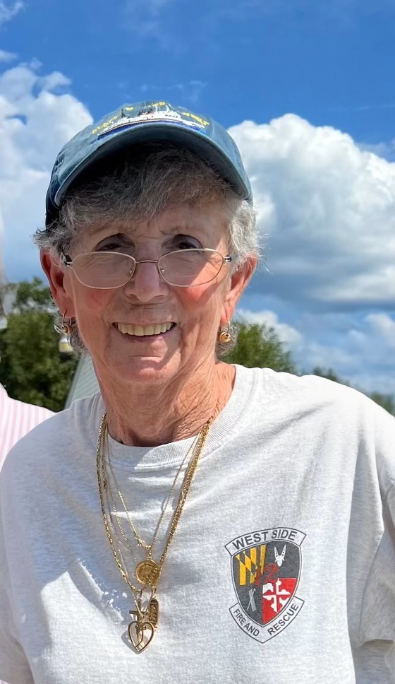 Obituary of Nadine Coar Pusey