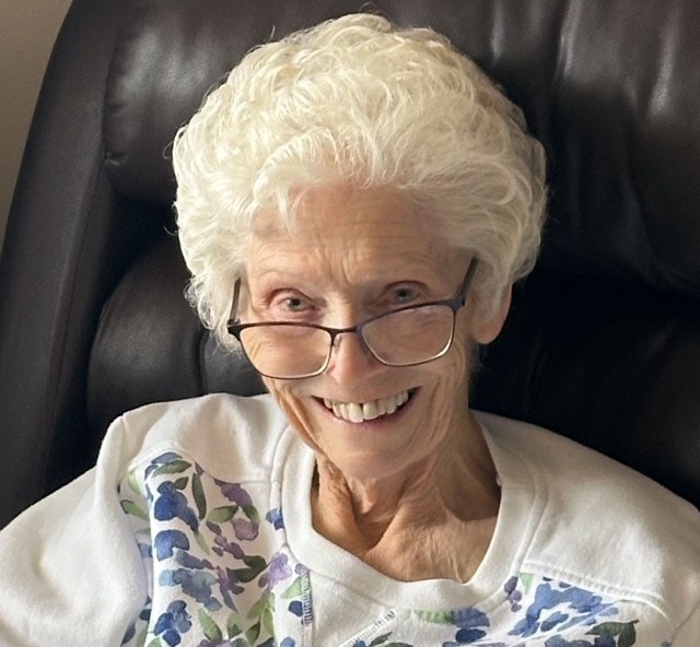 Avis de décès de Joan Beverely Burns