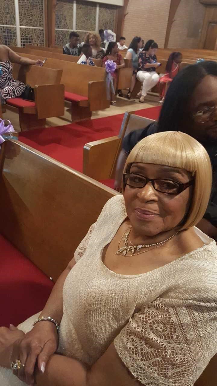 Obituary of Dimple Mae Walker