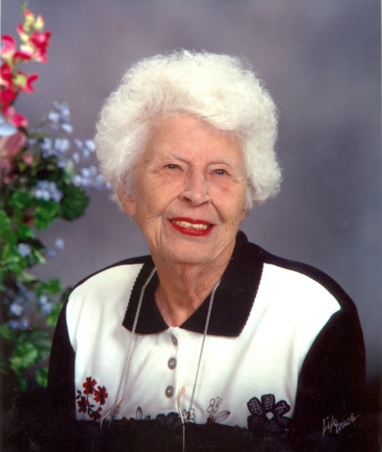 Obituario de Marjorie Pearl Shively