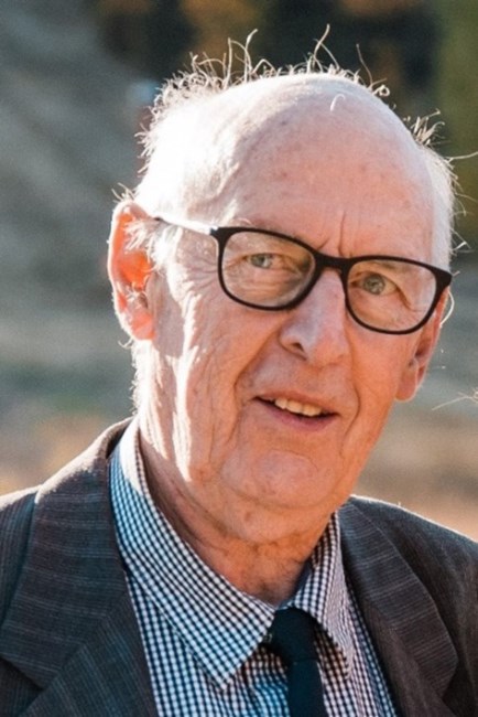 Obituario de Derek Cooper