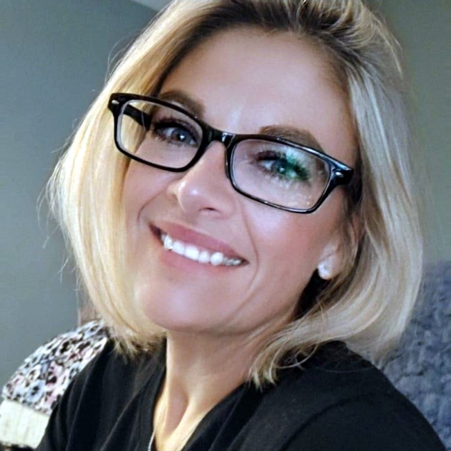 Obituary of Holly Ann Barr