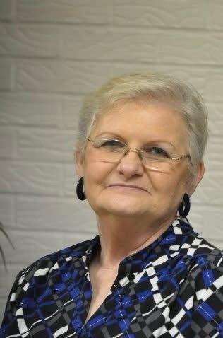 Obituario de Mary Joyce Cole