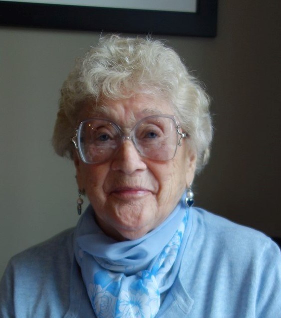 Obituary of Annie Thelma McKenzie MacKenzie