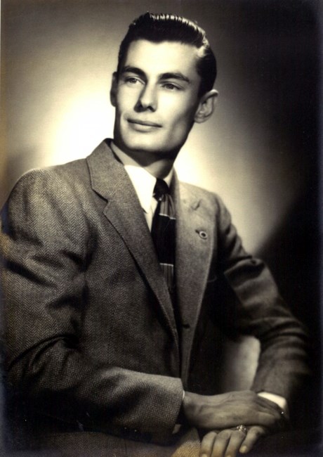 Avis de décès de Tom F. Lightfoot