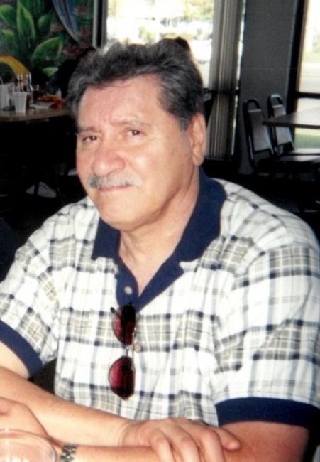 Obituary of Manuel Clarence Amparan "Rusty"
