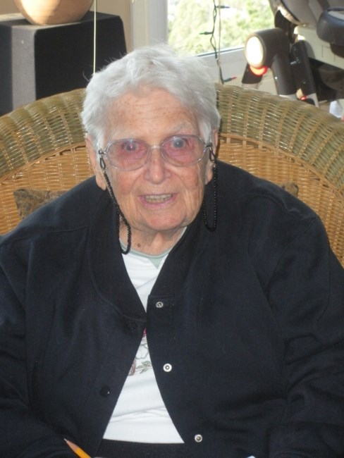 Obituary of Iris Evelyn Schindhelm